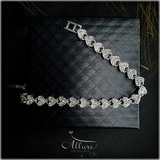 Elegant Vintage Alloy Bracelet - Classic Roman Design, Exquisite Texture Filled with Pearls